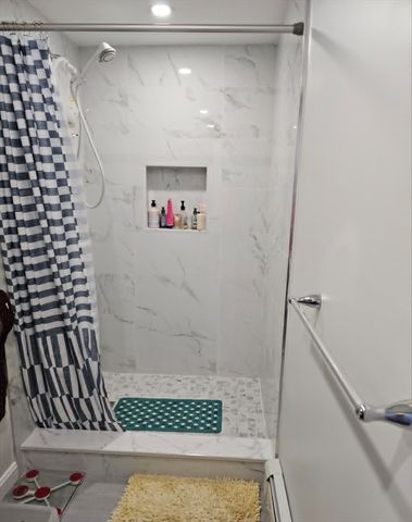 11 Foskett Ct A, Natick, MA 01760