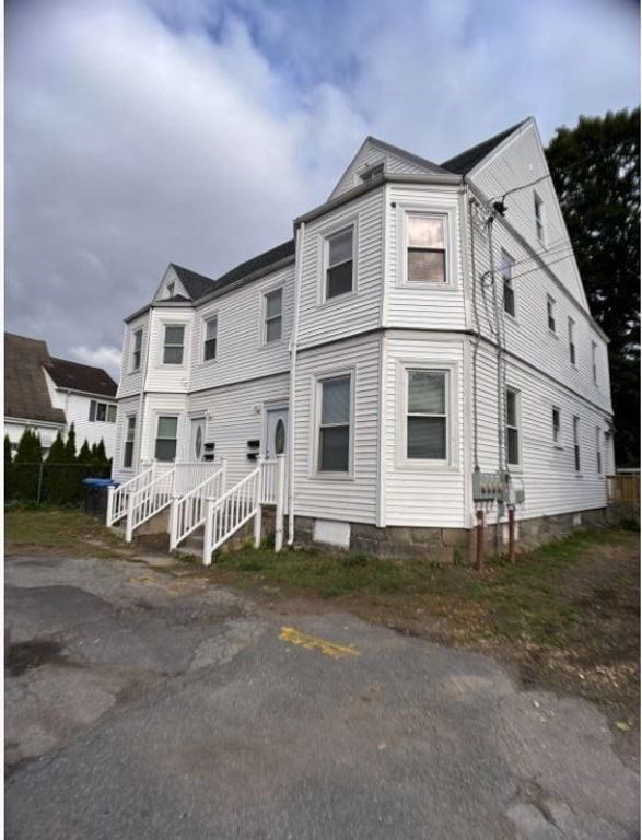 11 Foskett Ct A, Natick, MA 01760