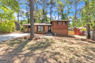 1336 Stoneham Court, Atlanta, GA 30349