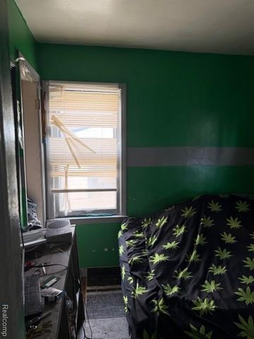 19324 Archdale Street, Detroit, MI 48235