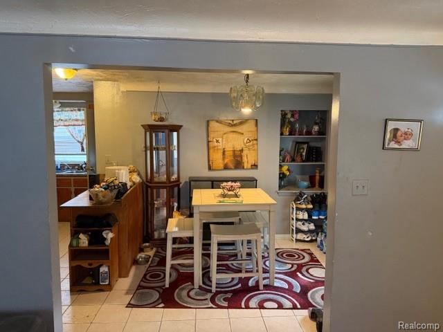 19324 Archdale Street, Detroit, MI 48235