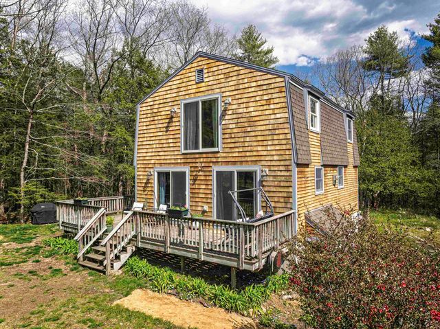 21 Brustle Road, Nottingham, NH 03290