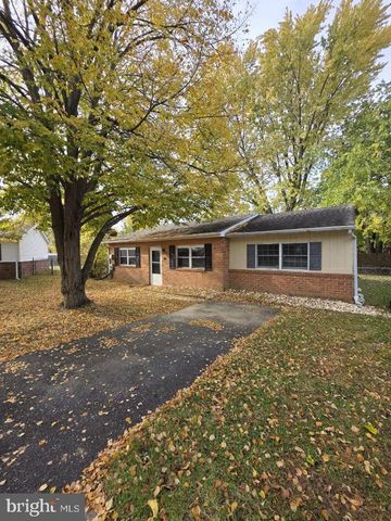 10 ARCHER CIR, Newark, DE 19702