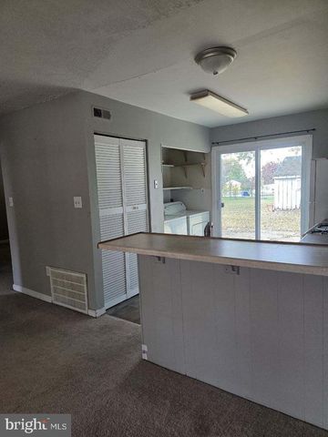 10 ARCHER CIR, Newark, DE 19702