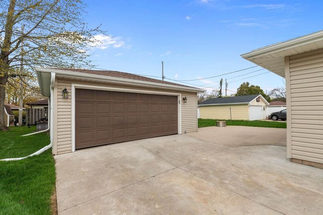 707 S JOSEPH STREET, Appleton, WI 54915