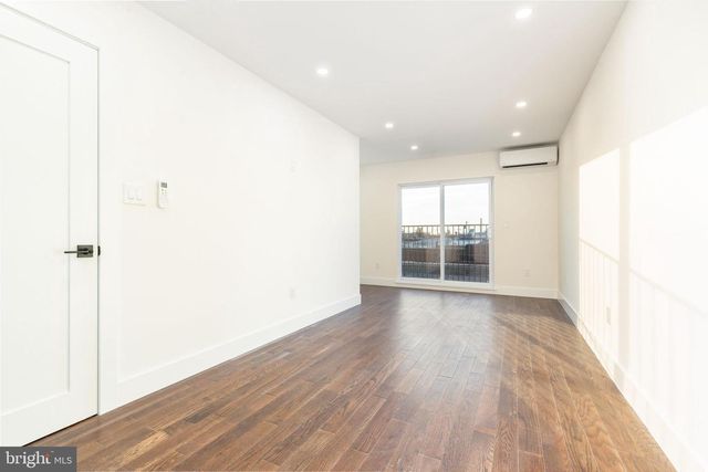 1905 S ALDER ST, Philadelphia, PA 19148