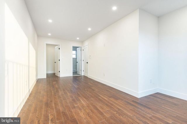 1905 S ALDER ST, Philadelphia, PA 19148