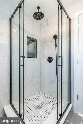 1905 S ALDER ST, Philadelphia, PA 19148