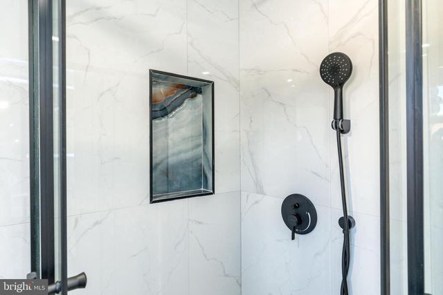 1905 S ALDER ST, Philadelphia, PA 19148