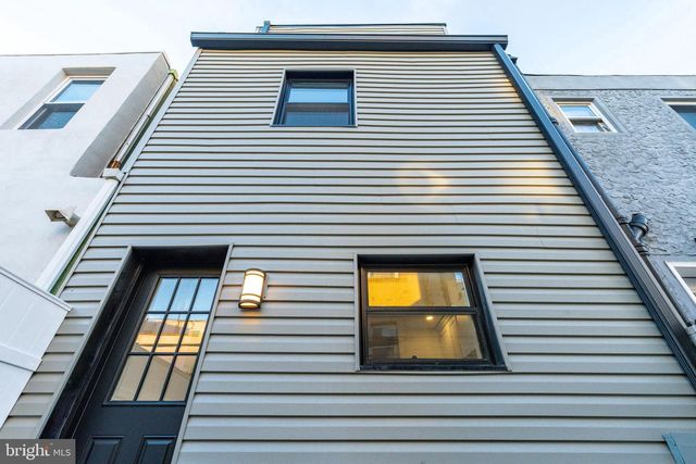 1905 S ALDER ST, Philadelphia, PA 19148