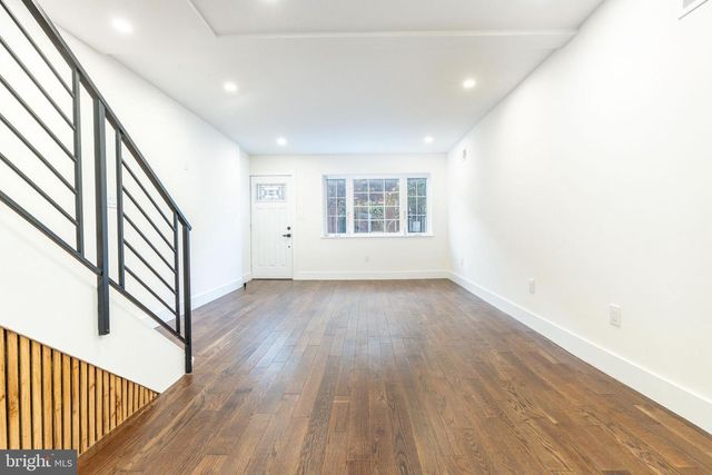 1905 S ALDER ST, Philadelphia, PA 19148