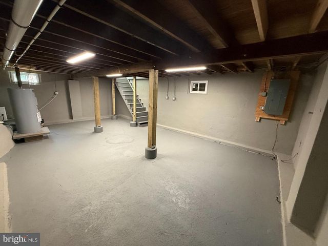 216 S BLACK HORSE PIKE, Glendora, NJ 08029