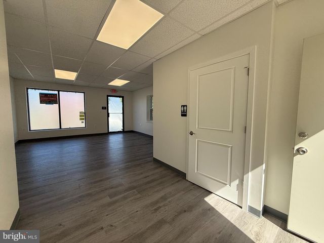 216 S BLACK HORSE PIKE, Glendora, NJ 08029