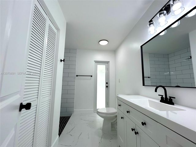 13971 SW 112th Street 13971, Miami, FL 33186