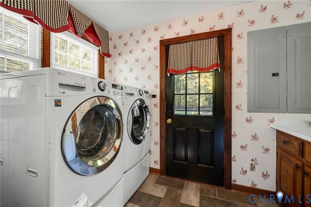 2208 Mill Rd, Powhatan, VA 23139