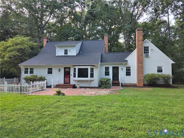 2208 Mill Rd, Powhatan, VA 23139