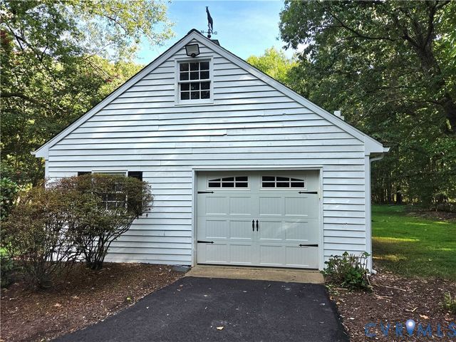 2208 Mill Rd, Powhatan, VA 23139