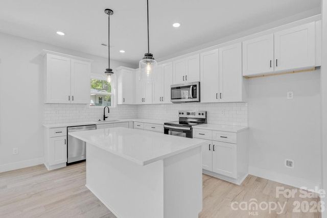 518 N Magnolia Street, Gastonia, NC 28054