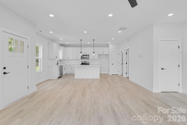 518 N Magnolia Street, Gastonia, NC 28054