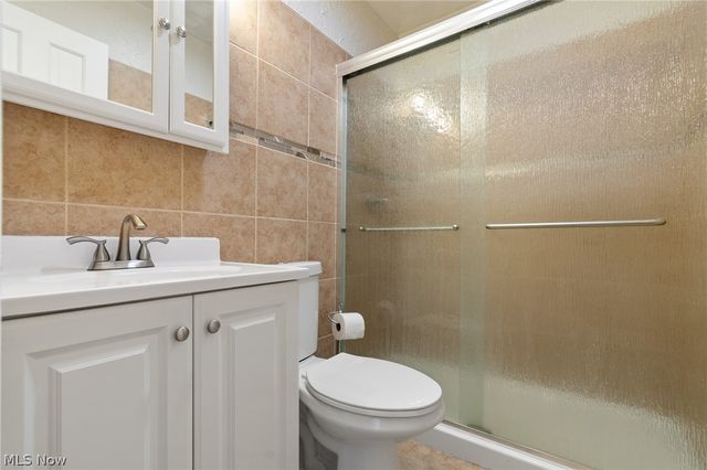 1335 Greenwood Avenue, Akron, OH 44320