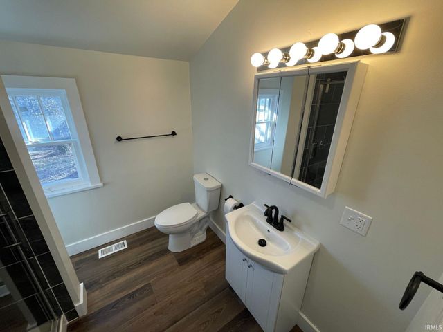 402 E 1st Street, Bloomington, IN 47401