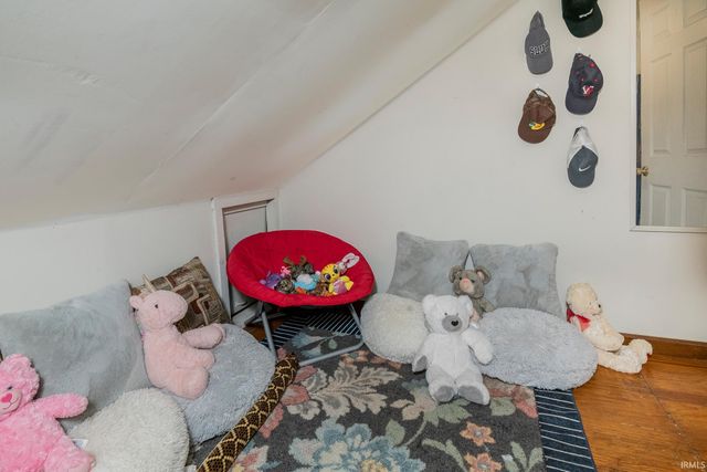 402 E 1st Street, Bloomington, IN 47401