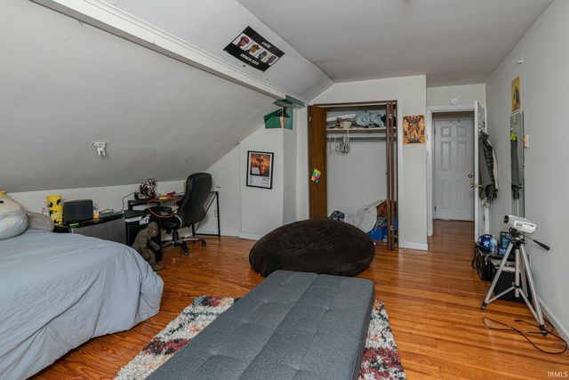 402 E 1st Street, Bloomington, IN 47401