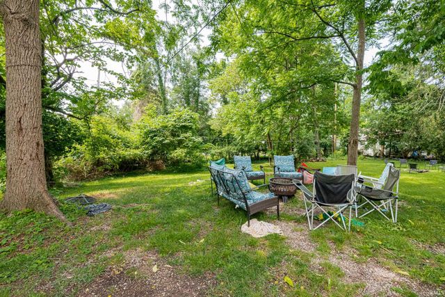 402 E 1st Street, Bloomington, IN 47401