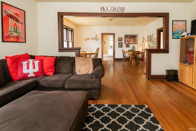 402 E 1st Street, Bloomington, IN 47401