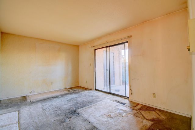 6137 Katson Avenue NE, Albuquerque, NM 87109