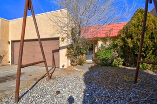 6137 Katson Avenue NE, Albuquerque, NM 87109