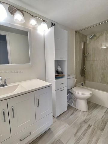 2101 Atlantic Shores Blvd 320, Hallandale Beach, FL 33009