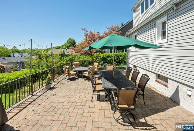 40 Walray Avenue, North Haledon, NJ 07508