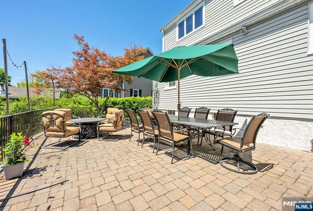 40 Walray Avenue, North Haledon, NJ 07508