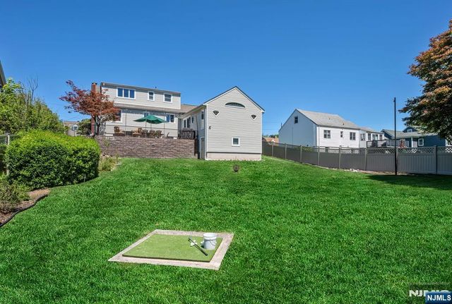 40 Walray Avenue, North Haledon, NJ 07508