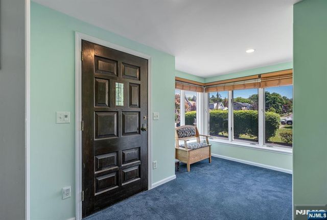 40 Walray Avenue, North Haledon, NJ 07508