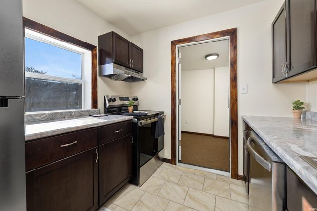 400 N Walsh Street, Garrett, IN 46738