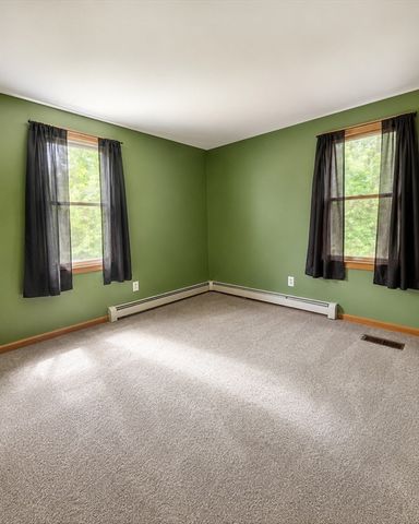 39 Bayview, Taunton, MA 02780