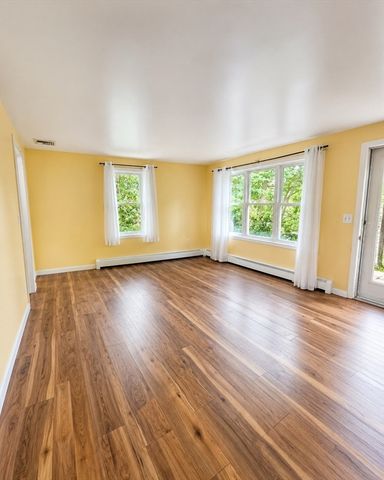39 Bayview, Taunton, MA 02780