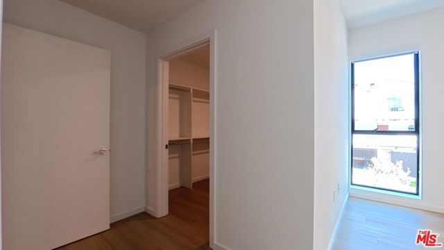 5119 Colfax Avenue 201, Valley Village, CA 91601