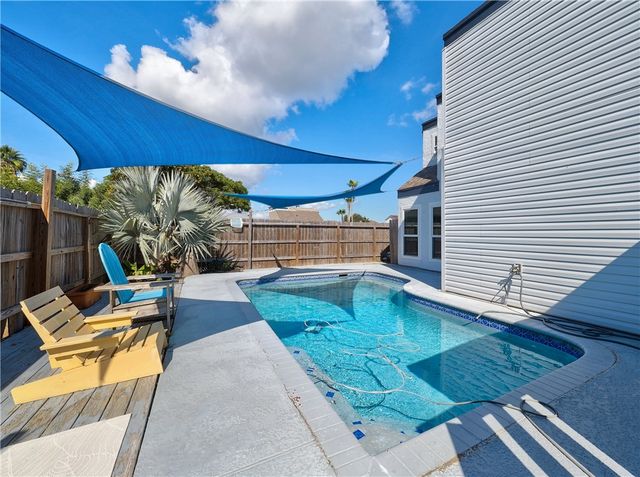 13801 Suntan Ave, Corpus Christi, TX 78418