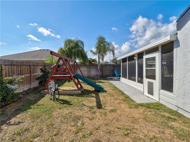 13801 Suntan Ave, Corpus Christi, TX 78418