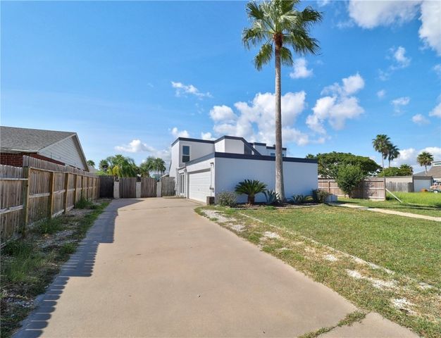 13801 Suntan Ave, Corpus Christi, TX 78418