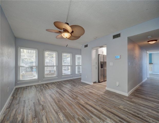 13801 Suntan Ave, Corpus Christi, TX 78418