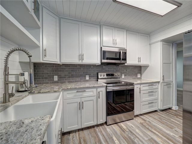 13801 Suntan Ave, Corpus Christi, TX 78418