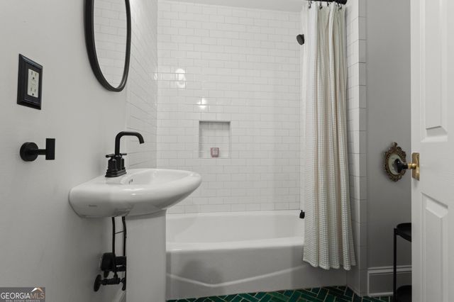 1788 Moores Mill Road NW, Atlanta, GA 30310