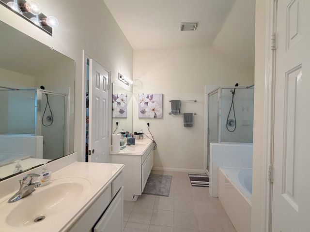 3823 Canton, Pearland, TX 77584