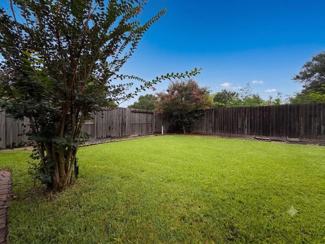 3823 Canton, Pearland, TX 77584