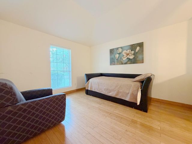 3823 Canton, Pearland, TX 77584