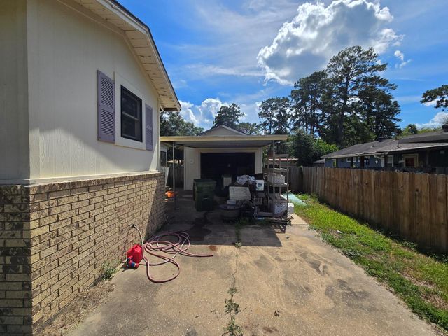 110 Carter Street, Cleveland, TX 77327